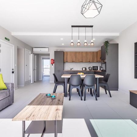 Unique Penthouse With Private Heated Jacuzzi, Close To Restaurants And Night Life Is-Swieqi 외부 사진
